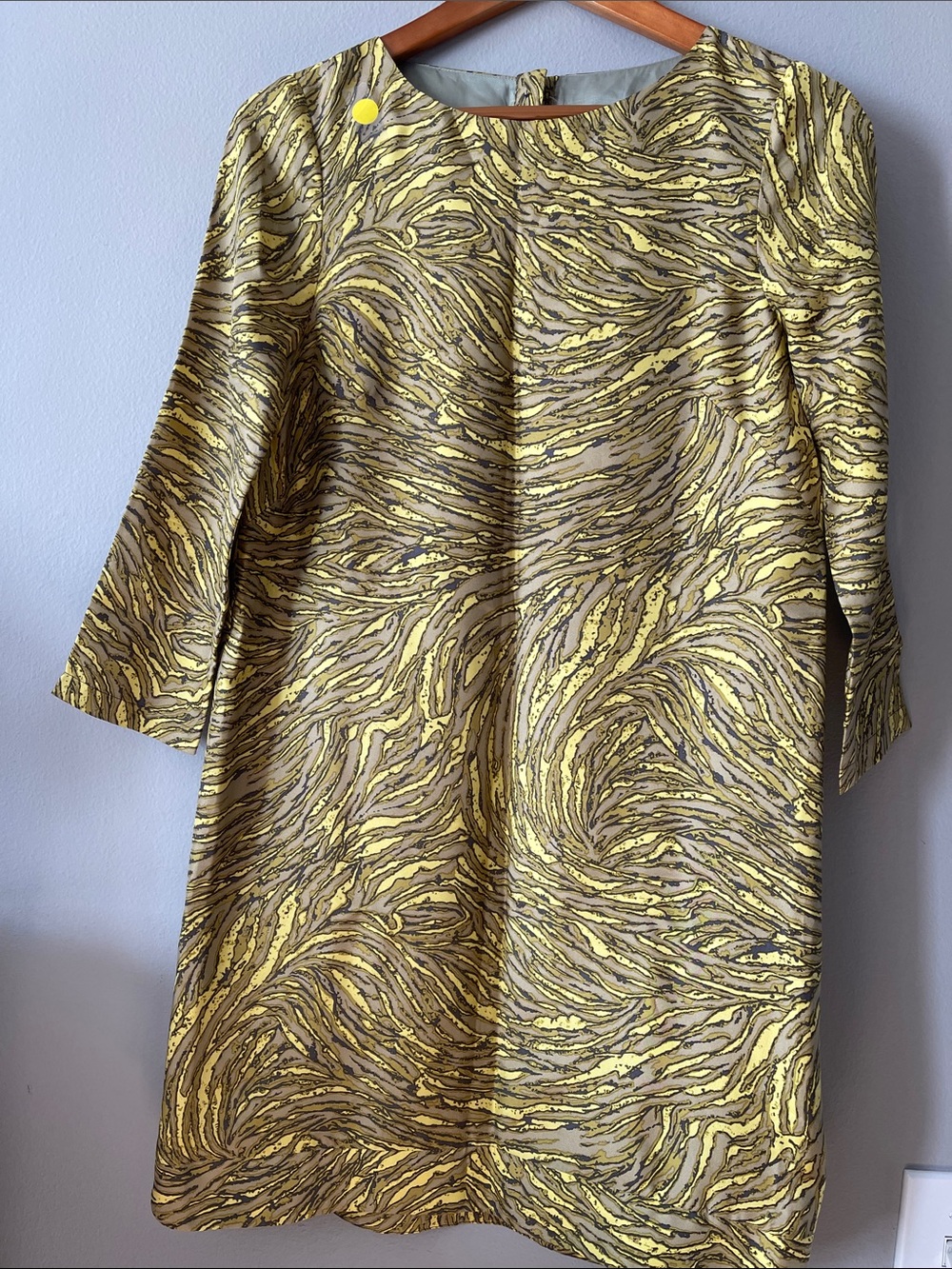 Boxy Swirl Shift lined silk Dress - olive Yellow Pattern